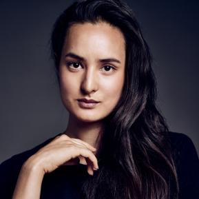 Spitz gesigneerd en gedragen door Hannah de Klein